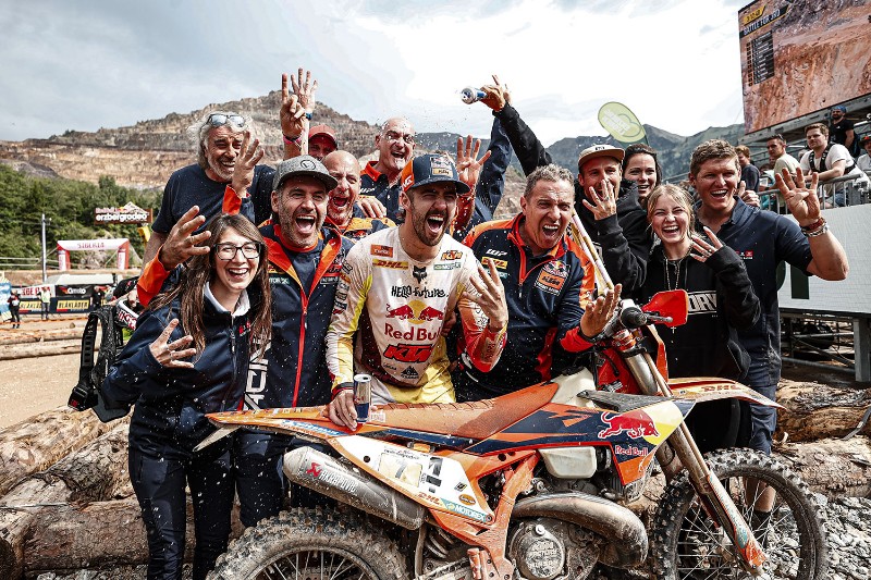 Ride Like Lettenbichler: The 2025 KTM 300 EXC Champions Edition